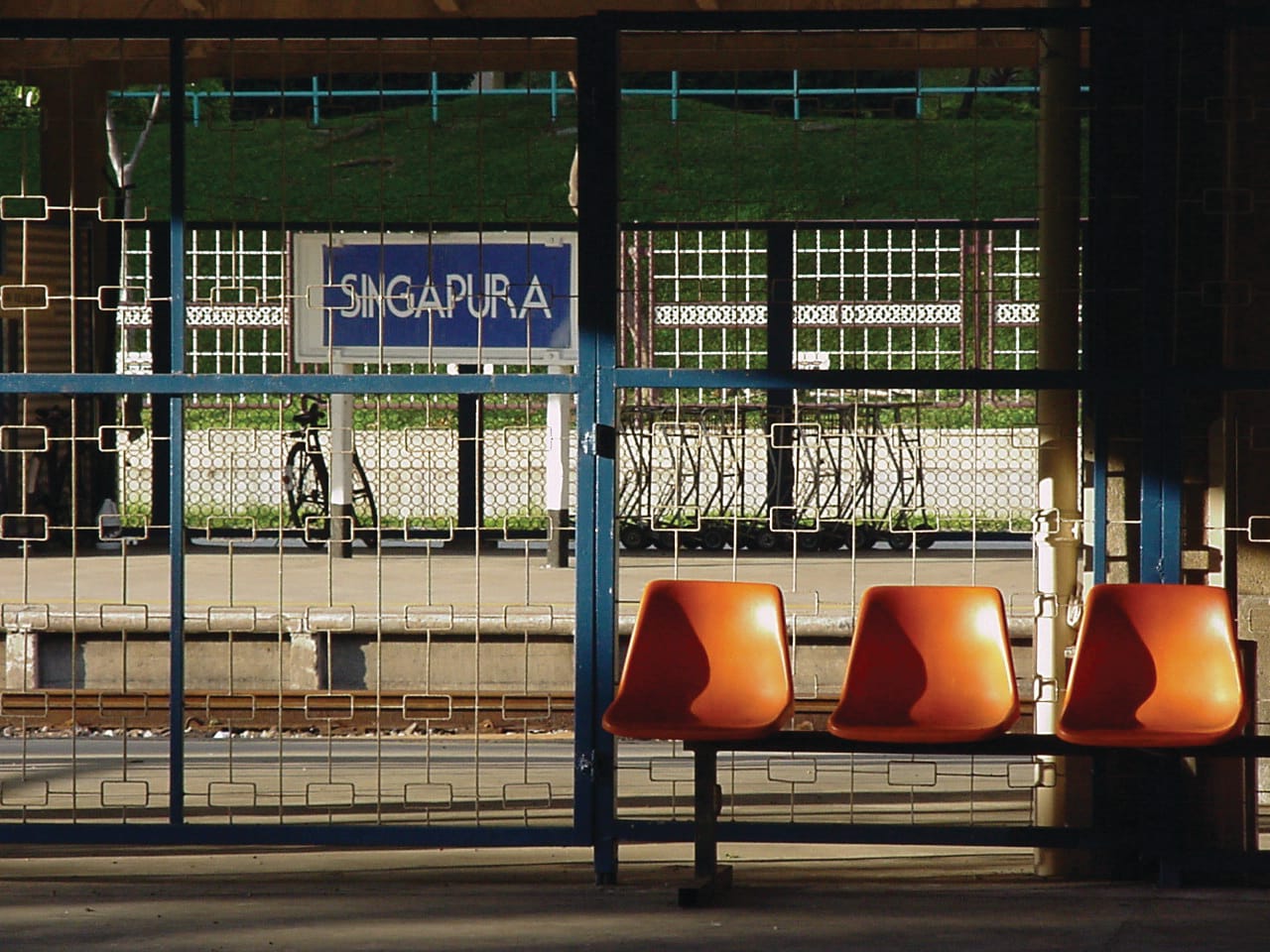 End of the Tanjong Pagar Railway Station platform. Photo taken by the author.